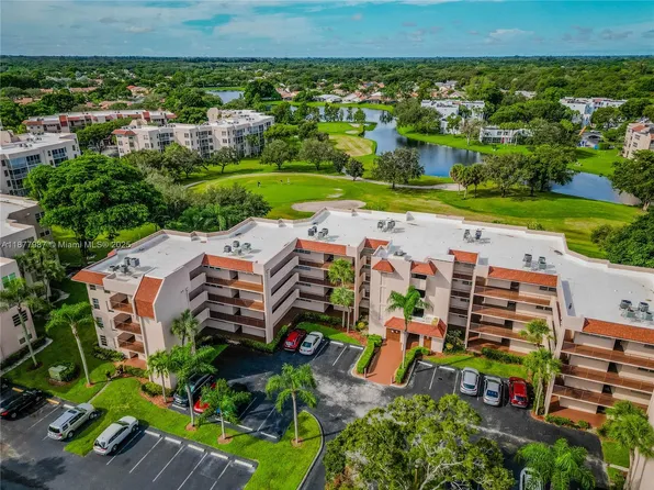 1911 Sabal Palm Dr APT 105, Davie, FL 33324