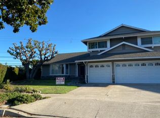 882 S Fairmont Way, Orange, CA 92869