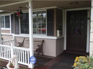 155 S Country Club Rd, Glendora, CA 91741