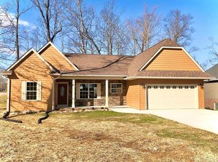 800 Holland Dr, Cookeville, TN 38506