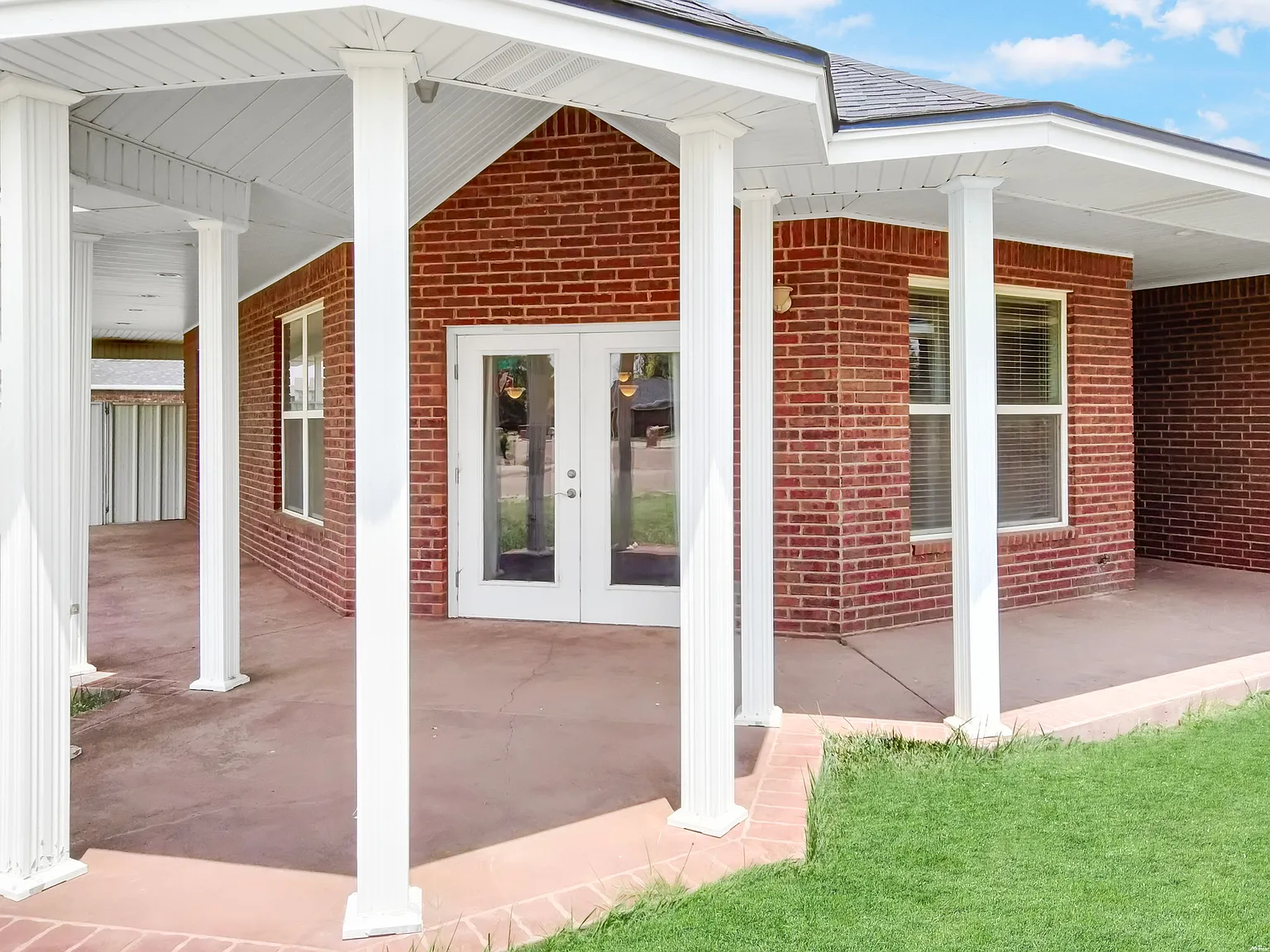 3 bed, 1813 sqft, $1,850 — Photo 4