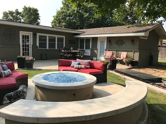 3rd image of 1816 Dogwood Ln