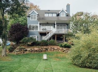 31 Lake Shore Dr, Rockaway, NJ 07866