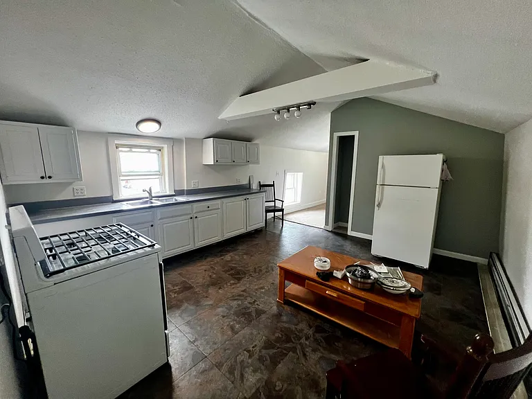 49 Arlington St #3 — Photo 11