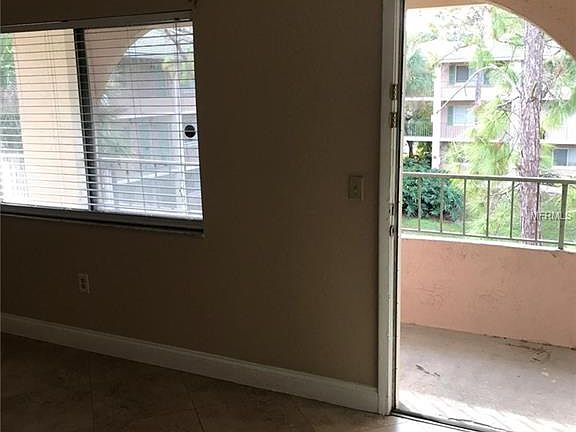4th image of 133 Oyster Bay Cir APT 330