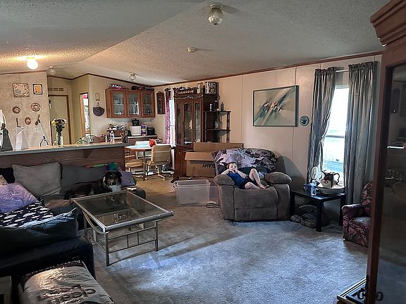 4th image of 548 E Aetna Dr