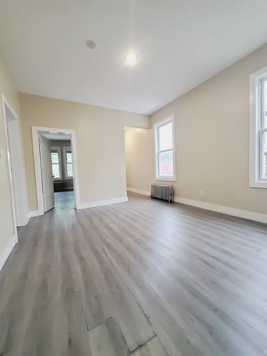 Building Photo - 48 Cator Ave #1R