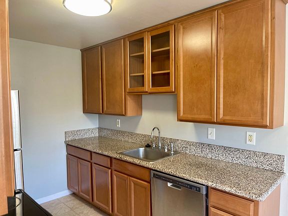 2nd image of 730 San Juan Dr #10
