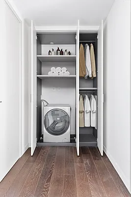 Rented by SERHANT. | media 17