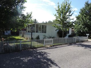 1945 Blankenship Rd, Navarre, FL 32566