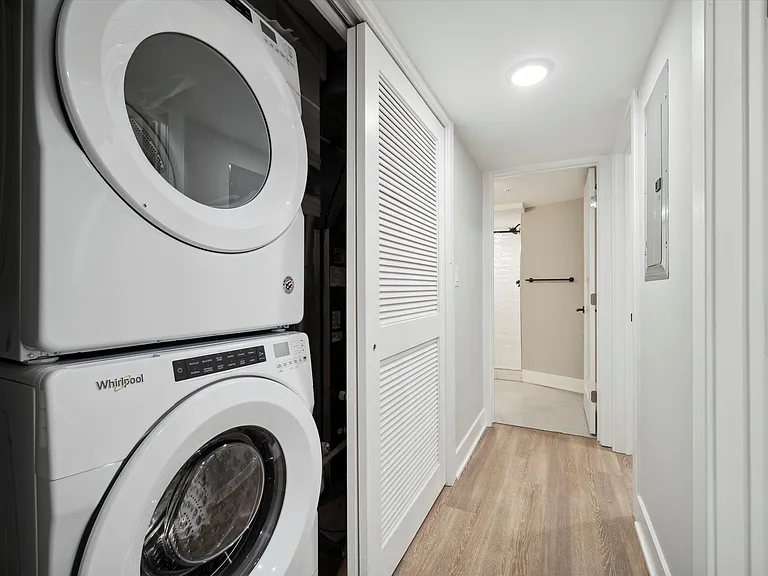 1511 N 17th St #1R — Photo 14