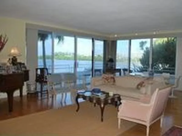 2150 Ibis Isle Rd #70, Palm Beach, FL 33480