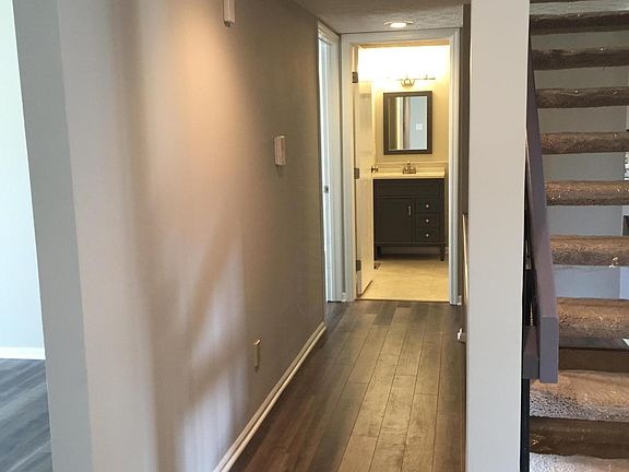 4th image of 205 Saint Pierre St #4-D