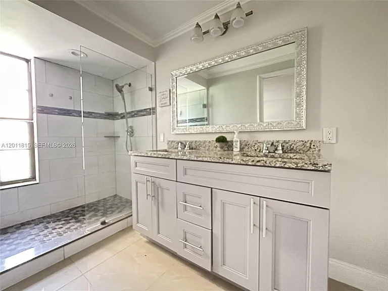 9370 SW 8th St #107 — Photo 5