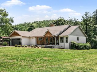 8525 Old Harding Ln, Nashville, TN 37221
