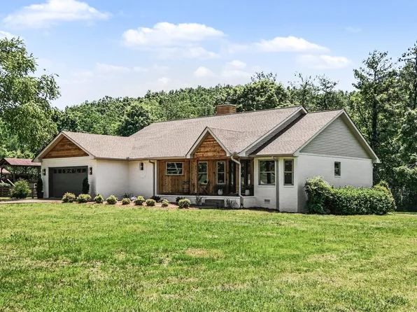8525 Old Harding Ln, Nashville, TN 37221