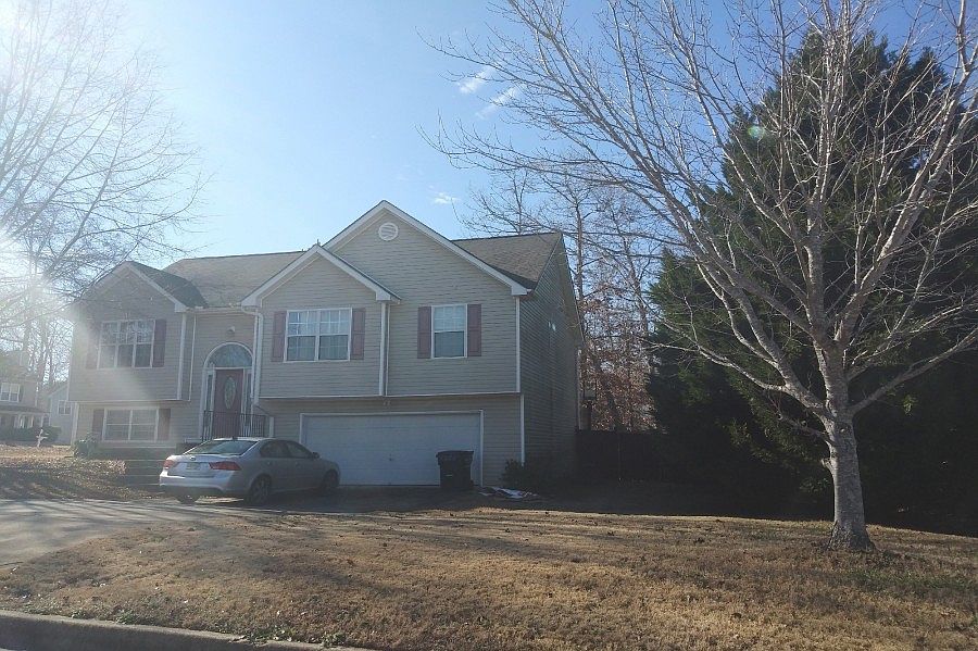 2nd image of 15 Dartmouth Ct