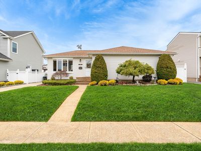 3609 Woodward Avenue, Seaford, NY, 11783