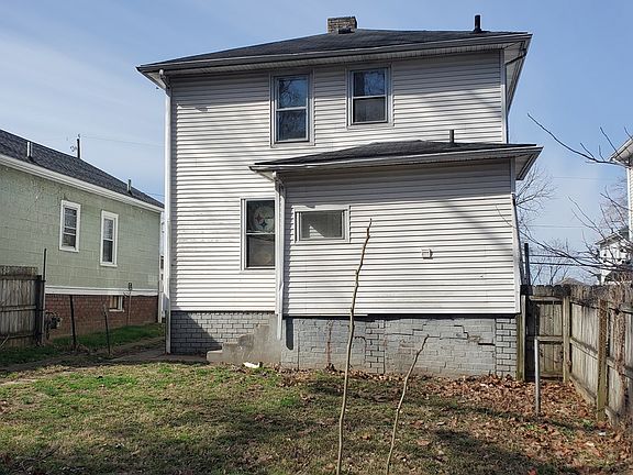 2nd image of 1628 Linden Ave