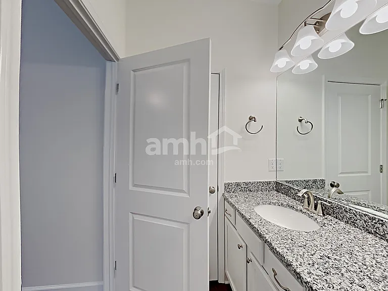 2820 Wilder Meadows Ln — Photo 9