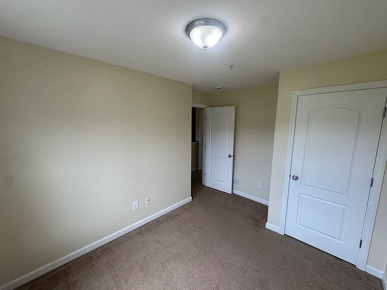 14 Merrimac Way #E — Photo 33