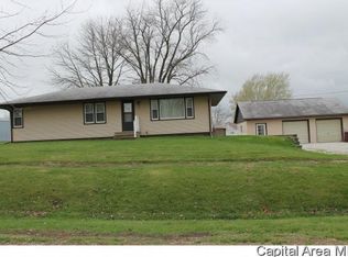 212 N West St, Little York, IL 61453