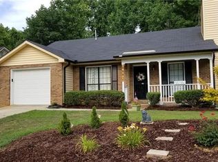 4943 Banfshire Rd, Charlotte, NC 28215