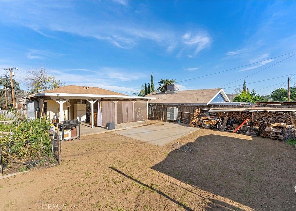 1st image of 17607 Mackay Ave