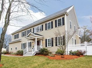 73 Edgemoor Ave, Wellesley, MA 02482