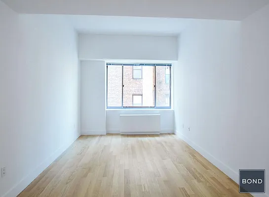 Rented by Bond New York | media 4