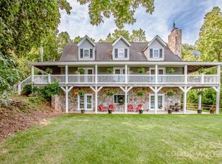 118 Dunsmere Ln, Mooresville, NC 28117