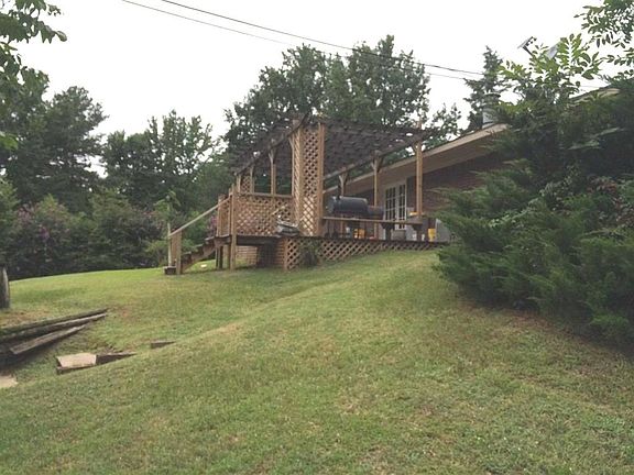 5th image of 4203 Idalou Dr