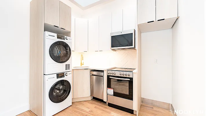 Rented by Nooklyn NYC LLC | media 3