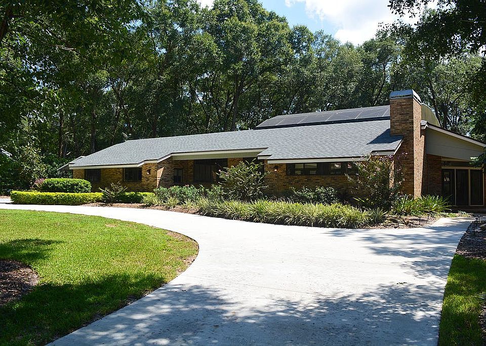 1st image of 8421 Murray Ct