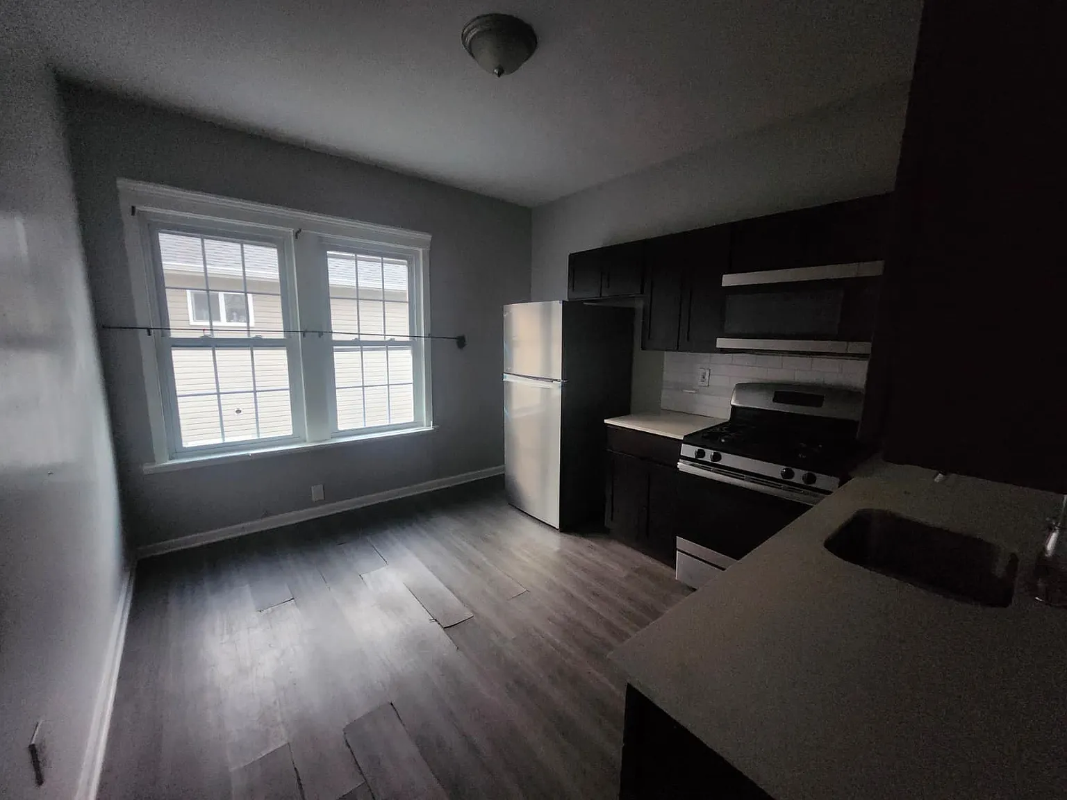 459 Penn St — Photo 2