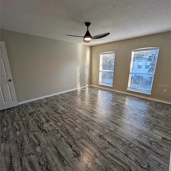 4630 Ashburn Square Dr — Photo 19