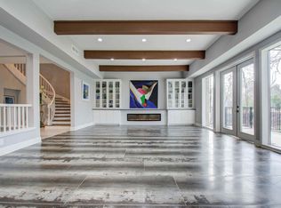 2 Woodstone St, Houston, TX 77024