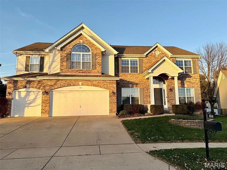 1st image of 814 Summit Glen Ct