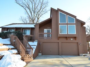 426 Schultz St, Lemont, IL 60439