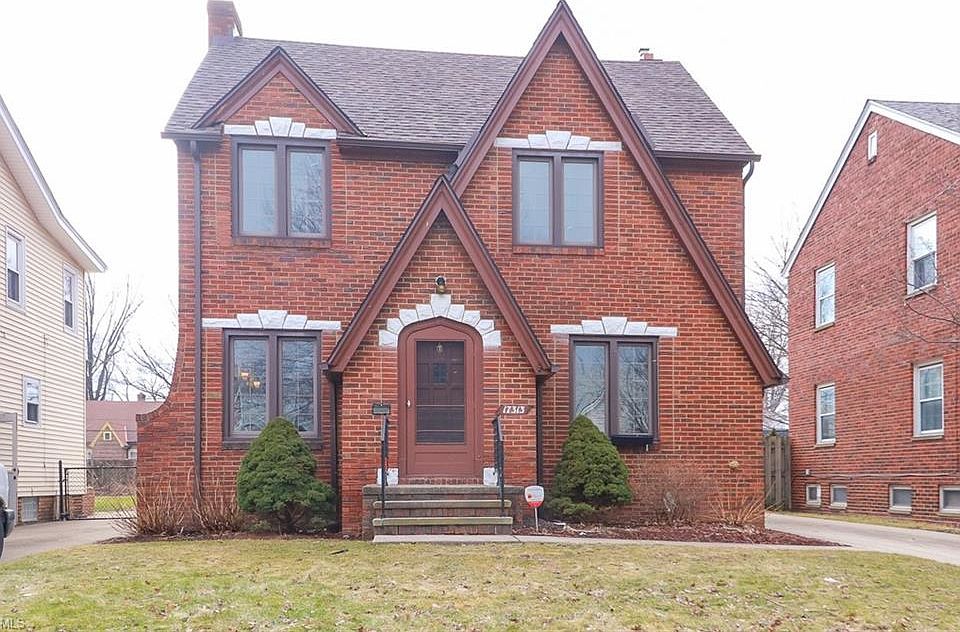 1st image of 17313 Laverne Ave