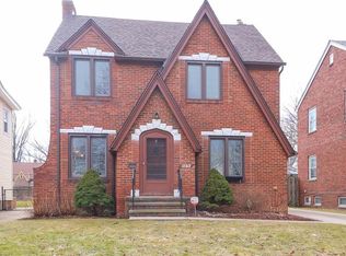 17313 Laverne Ave, Cleveland, OH 44135