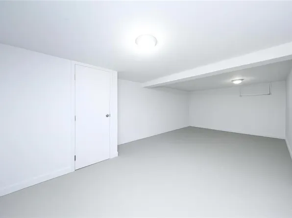 25 Lincoln Avenue image 18 of 26