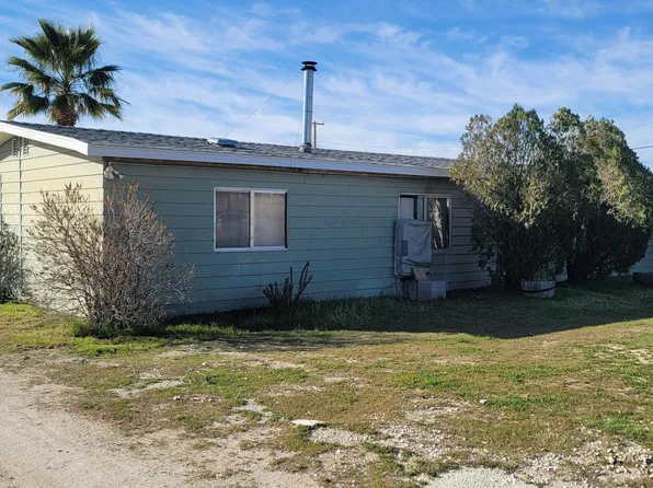 1992 Hillcrest Ave, Rosamond, CA 93560