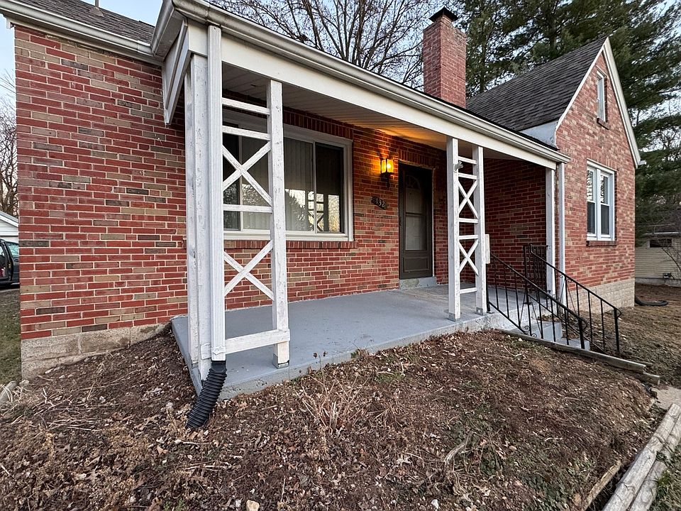 1st image of 132 Delord Ave