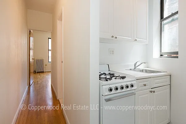 Rented by Copperwood Real Estate | media 13