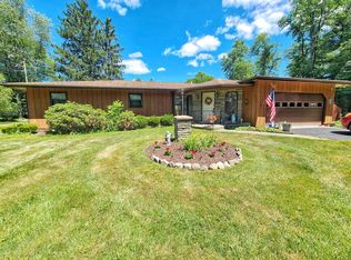 33 Green Valley Dr, Big Flats, NY 14814