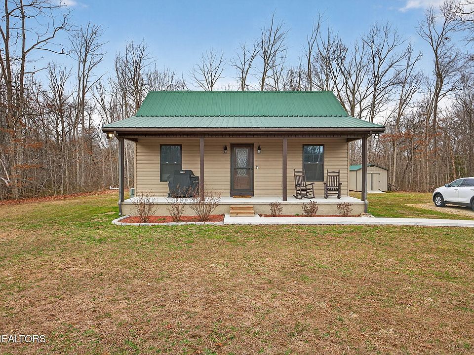 1st image of 4066 Cumberland Lakes Dr