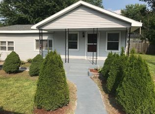 6N567 Tucker Ave, St Charles, IL