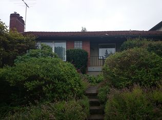 327 N 75th St, Seattle, WA 98103