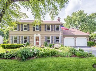 391 Cassin Rd, Naperville, IL 60565